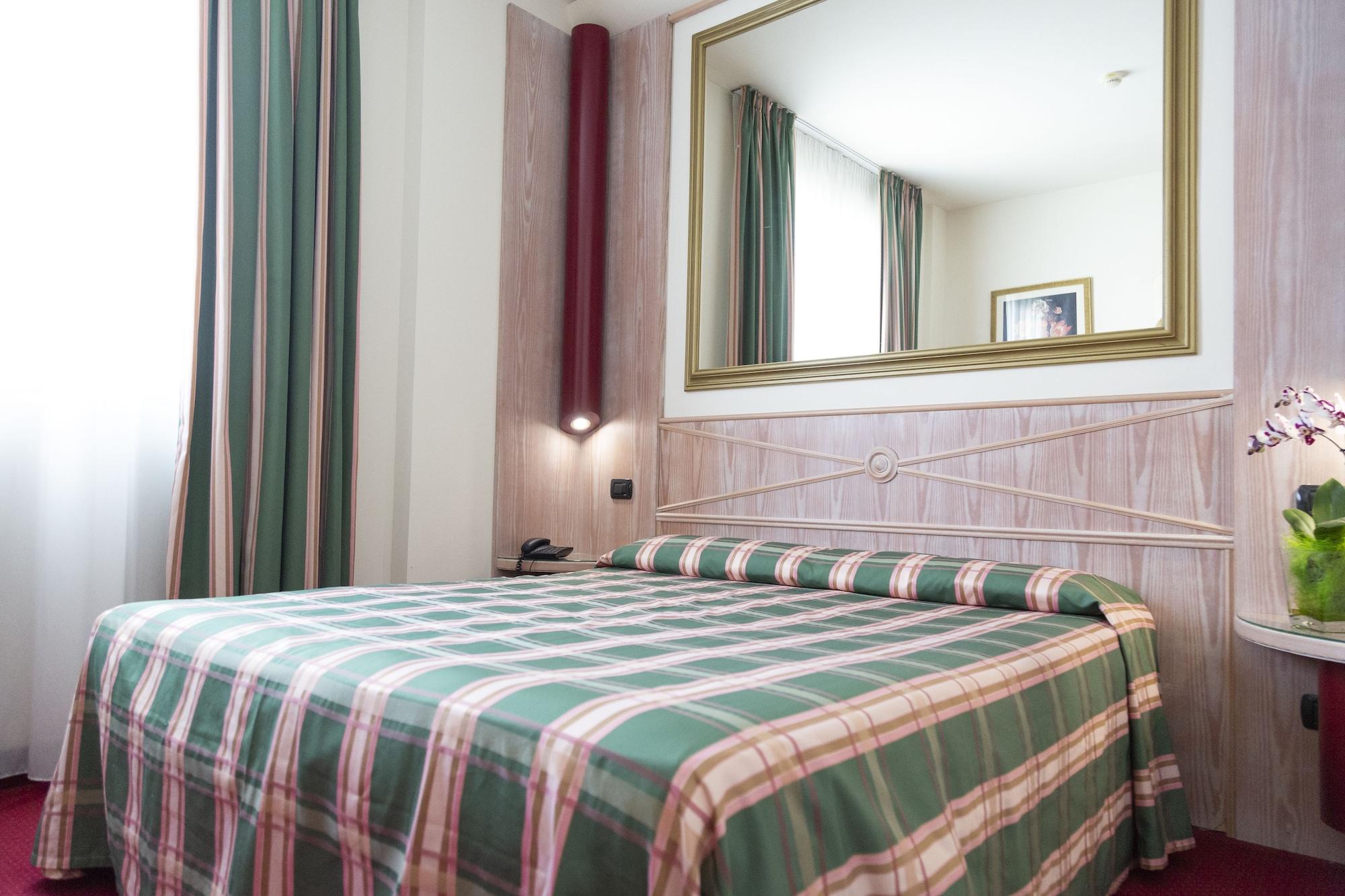 Ih Hotels Milano St. John Sesto San Giovanni Exterior foto